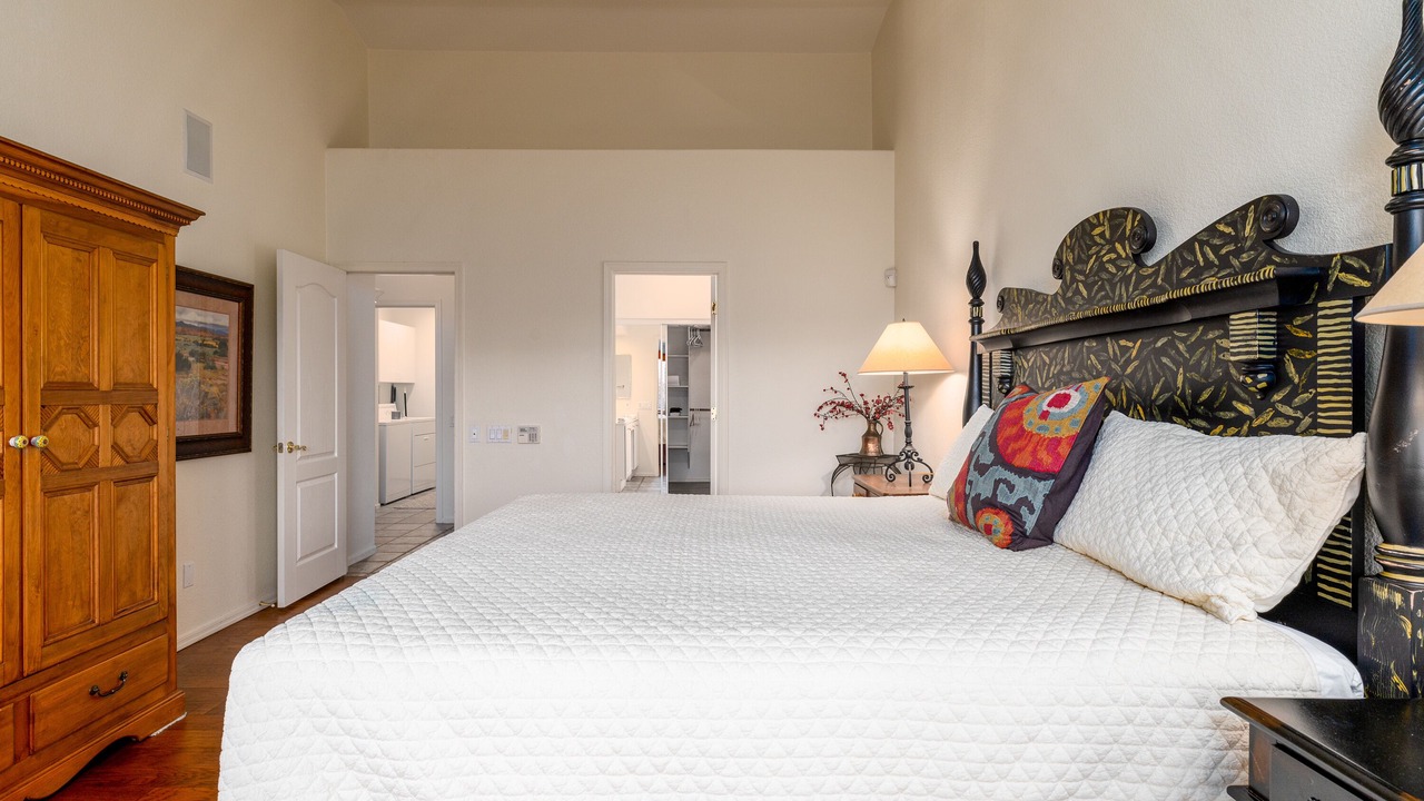 Photo of Bedroom in The Bluffs