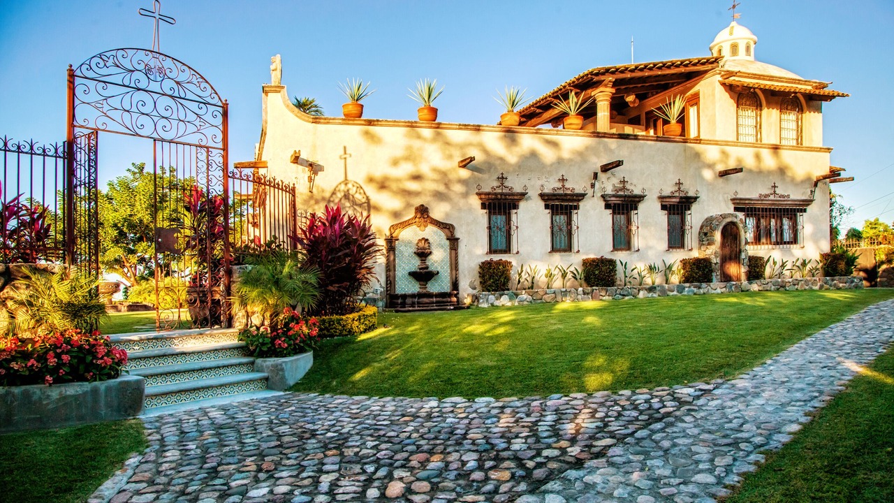 Photo of Outdoor in Ursulo Galvan