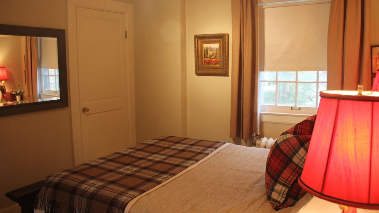 Photo of Bedroom in Burns Park