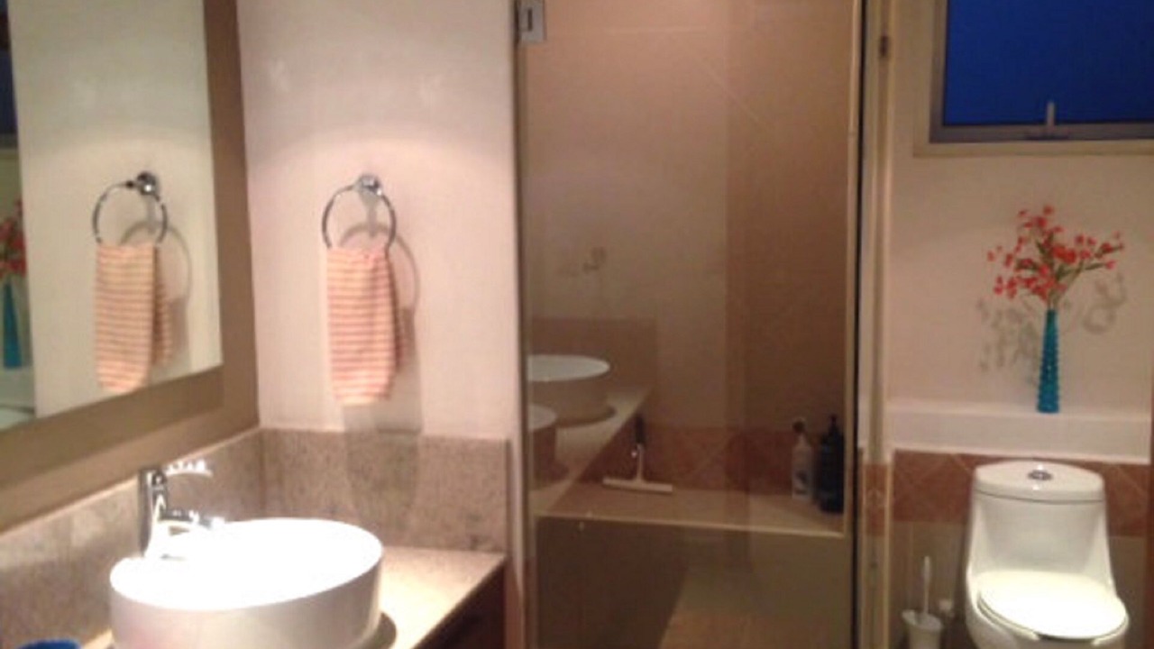 Photo of Bathroom in South Hotel Zone