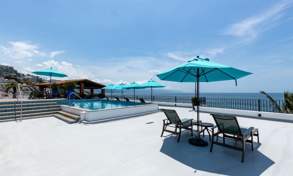 Photo of Outdoor in Romantic Zone