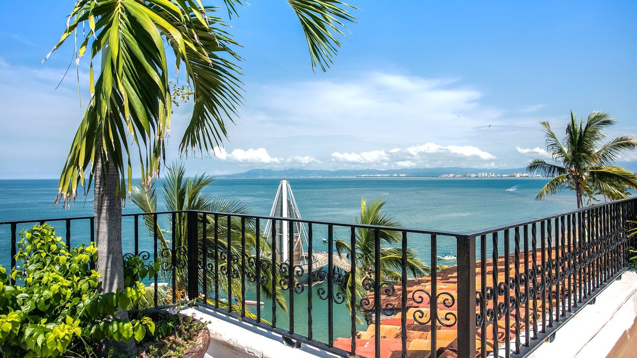 Photo of Outdoor in Romantic Zone
