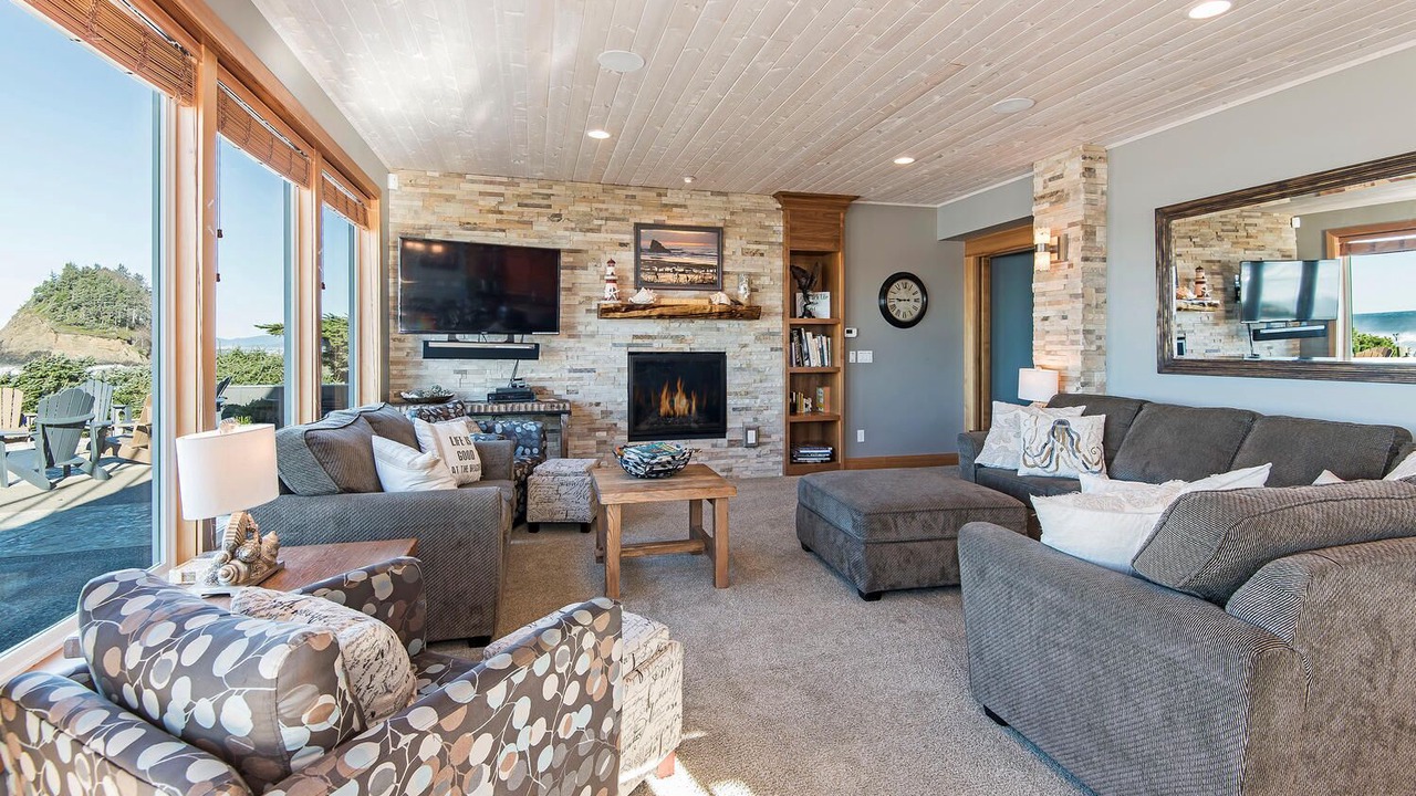 Photo of Bedroom in Neskowin