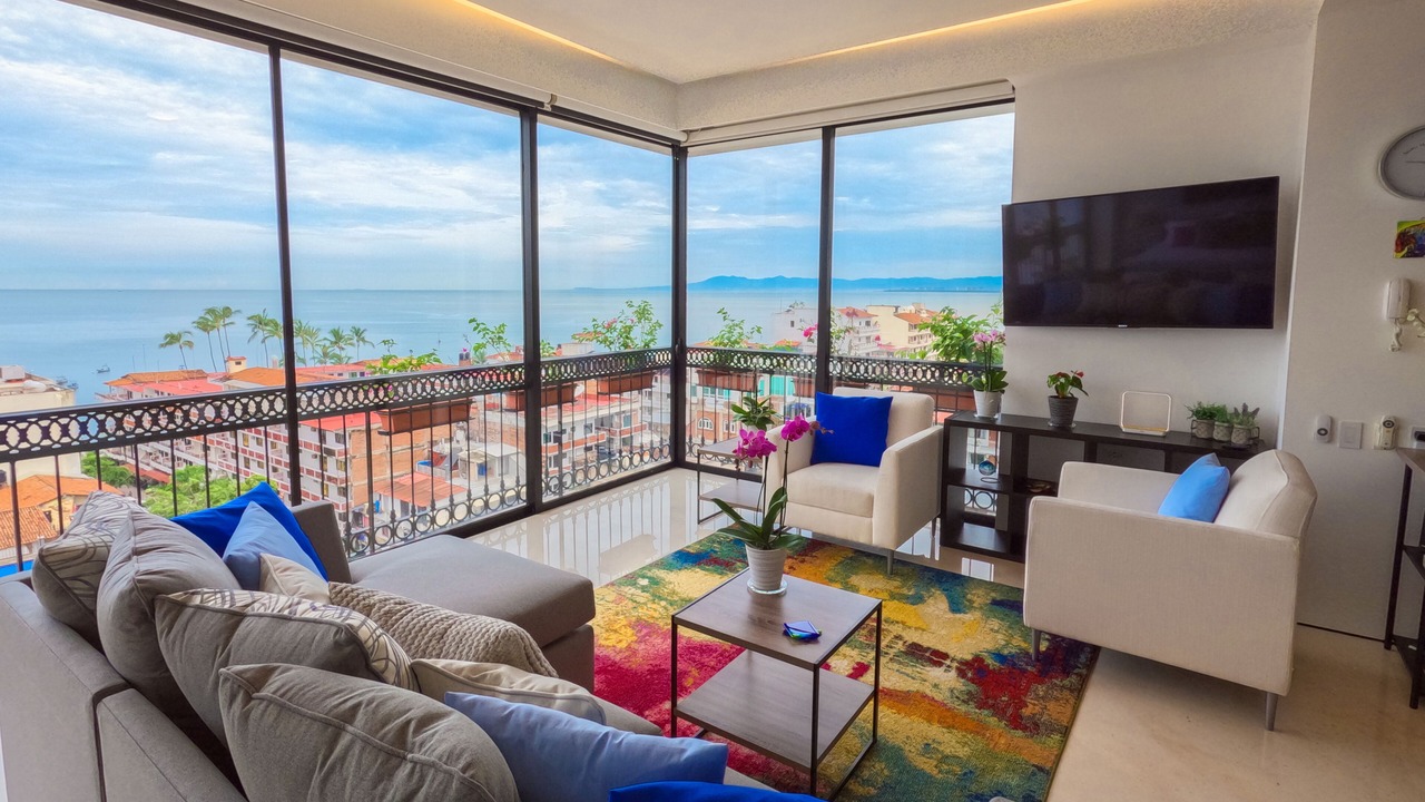 Photo of Livingroom in Romantic Zone
