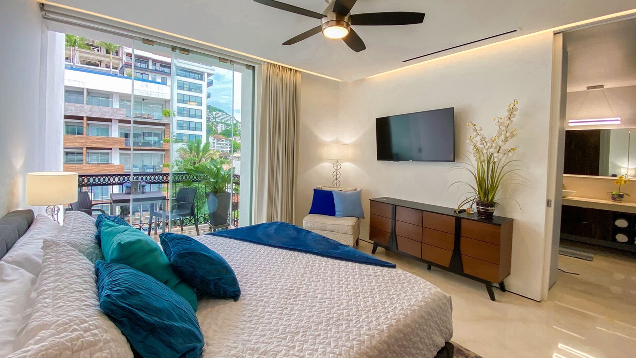 Photo of Bedroom in Romantic Zone