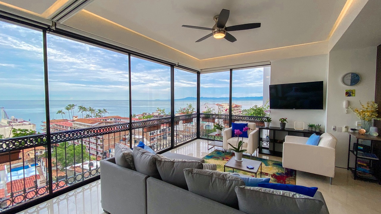 Photo of Livingroom in Romantic Zone