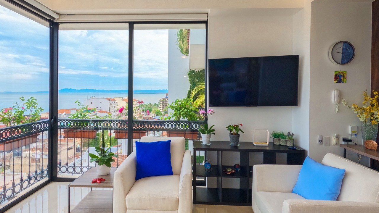 Photo of Livingroom in Romantic Zone