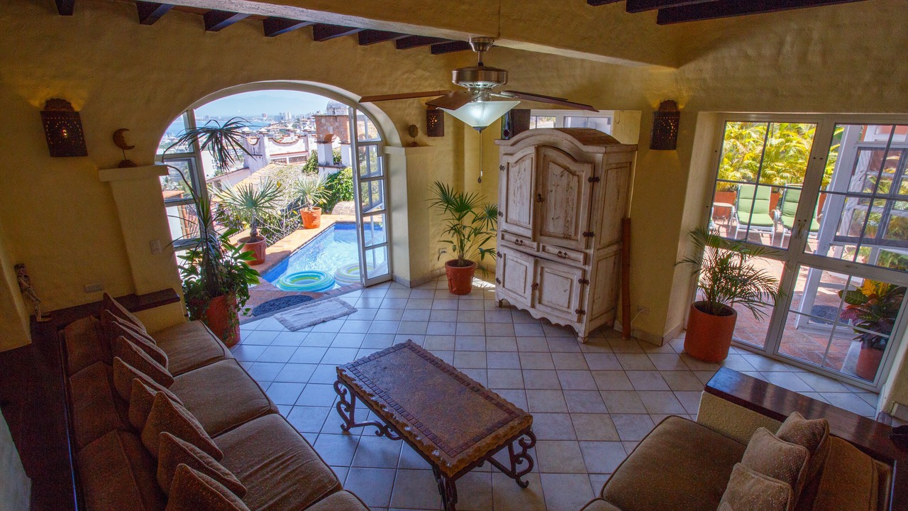 Photo of Livingroom in Romantic Zone