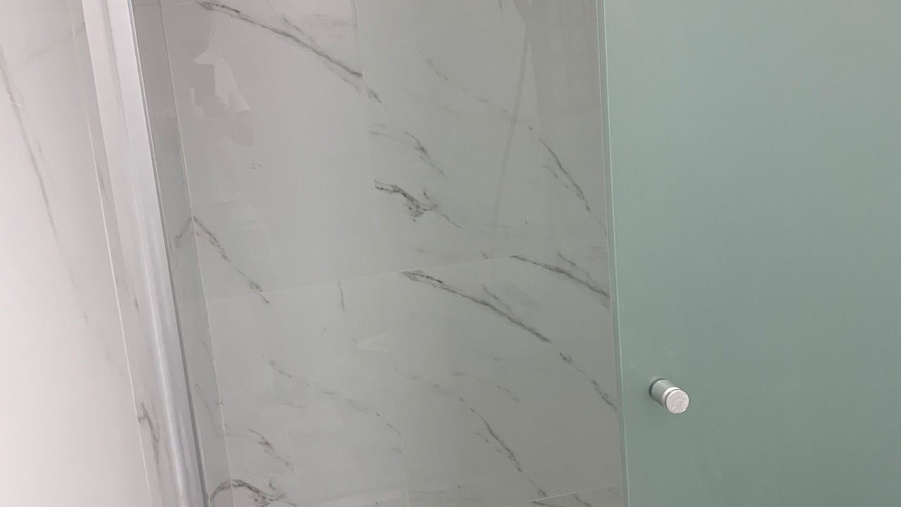 Photo of Bathroom in Romantic Zone