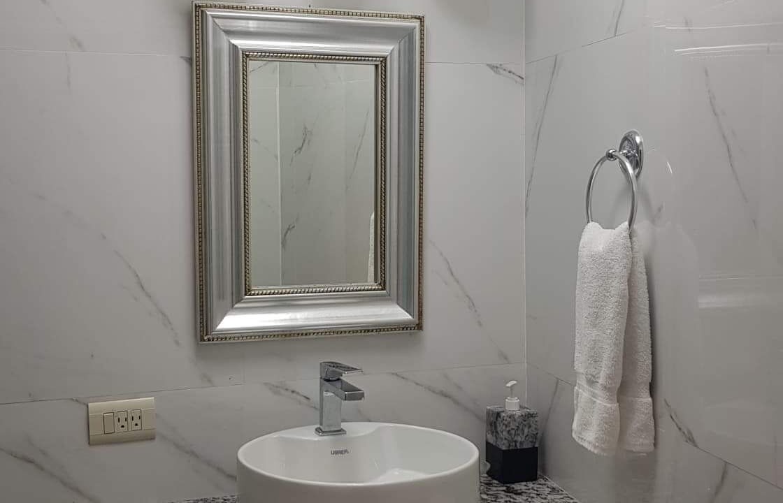 Photo of Bathroom in Romantic Zone