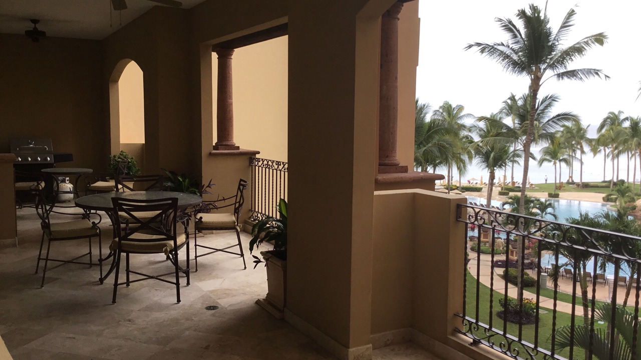 Photo of Patio Balcony in Flamingos