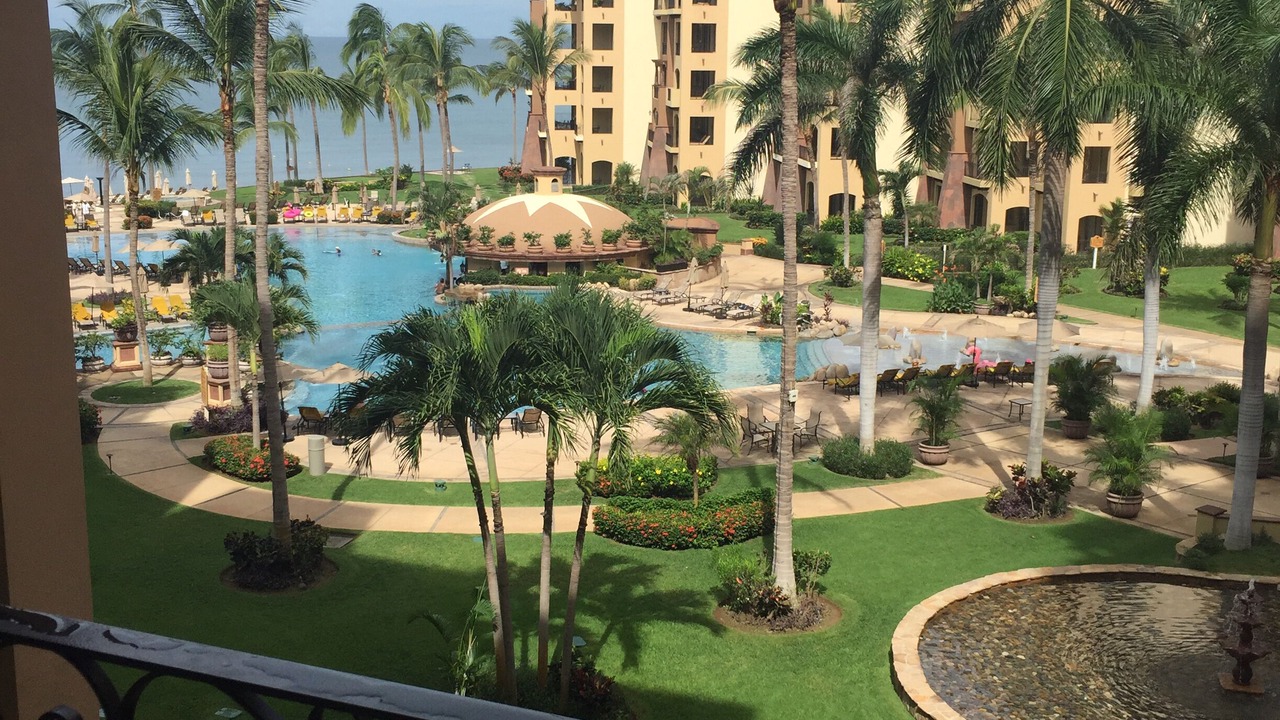 Photo of Patio Balcony in Flamingos