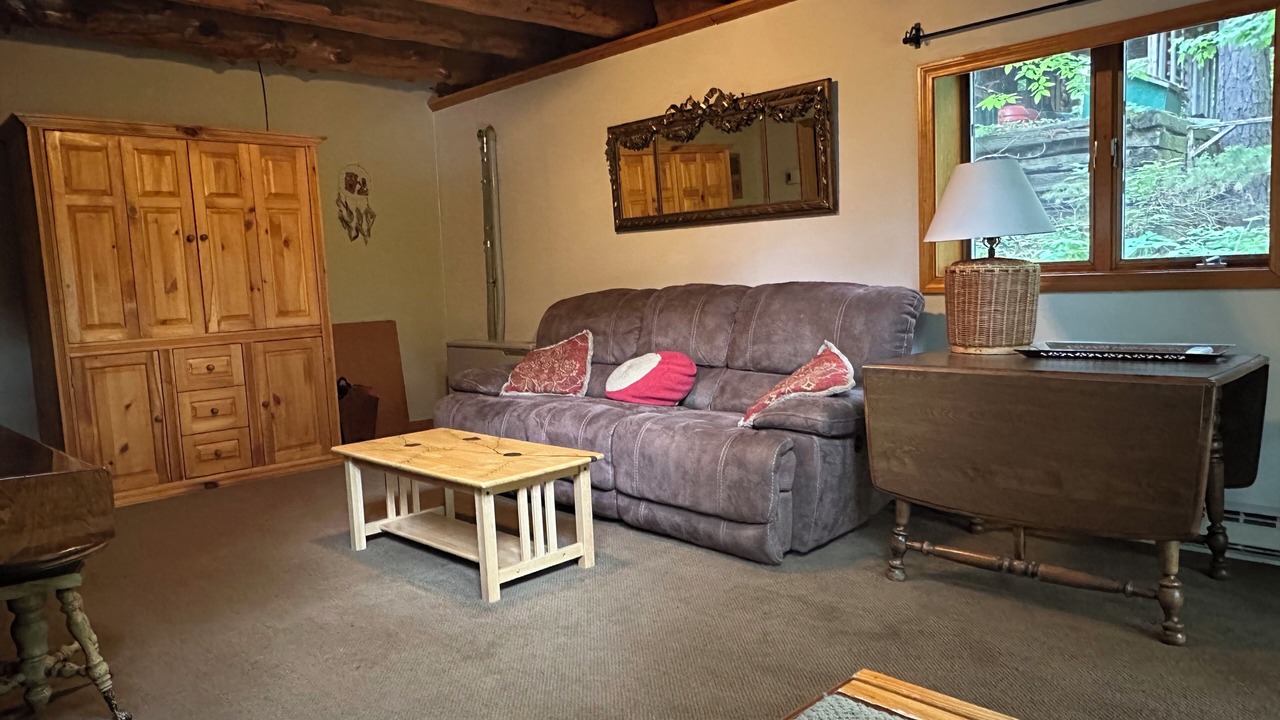 Photo of Livingroom in Chocorua Ski and Beach