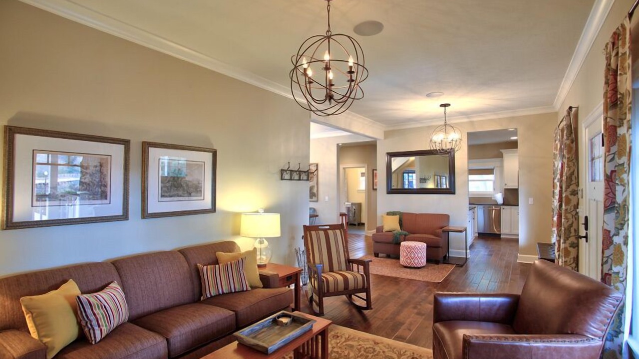 Photo of Livingroom in McMinnville