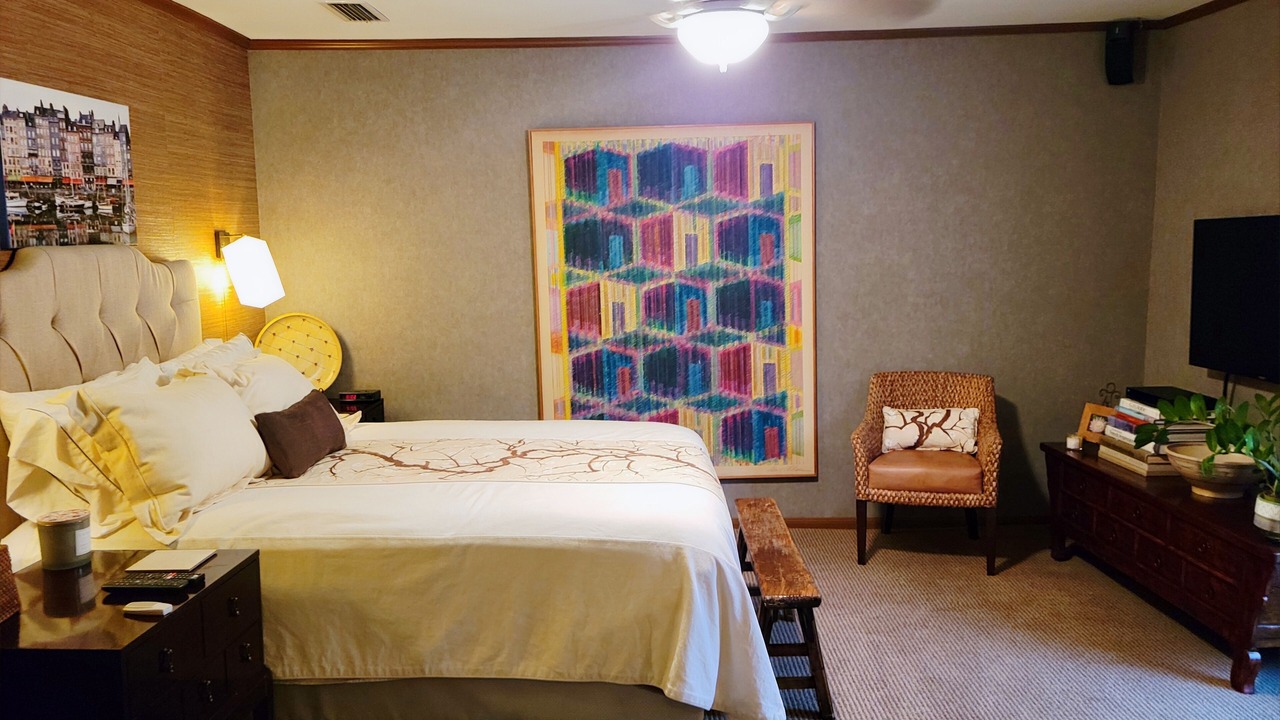 Photo of Bedroom in Altadena
