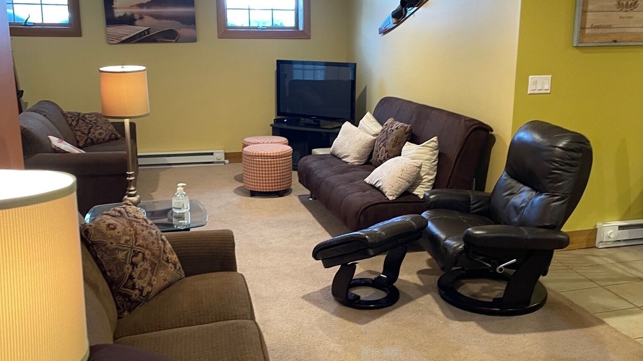Photo of Livingroom in Boyne Falls