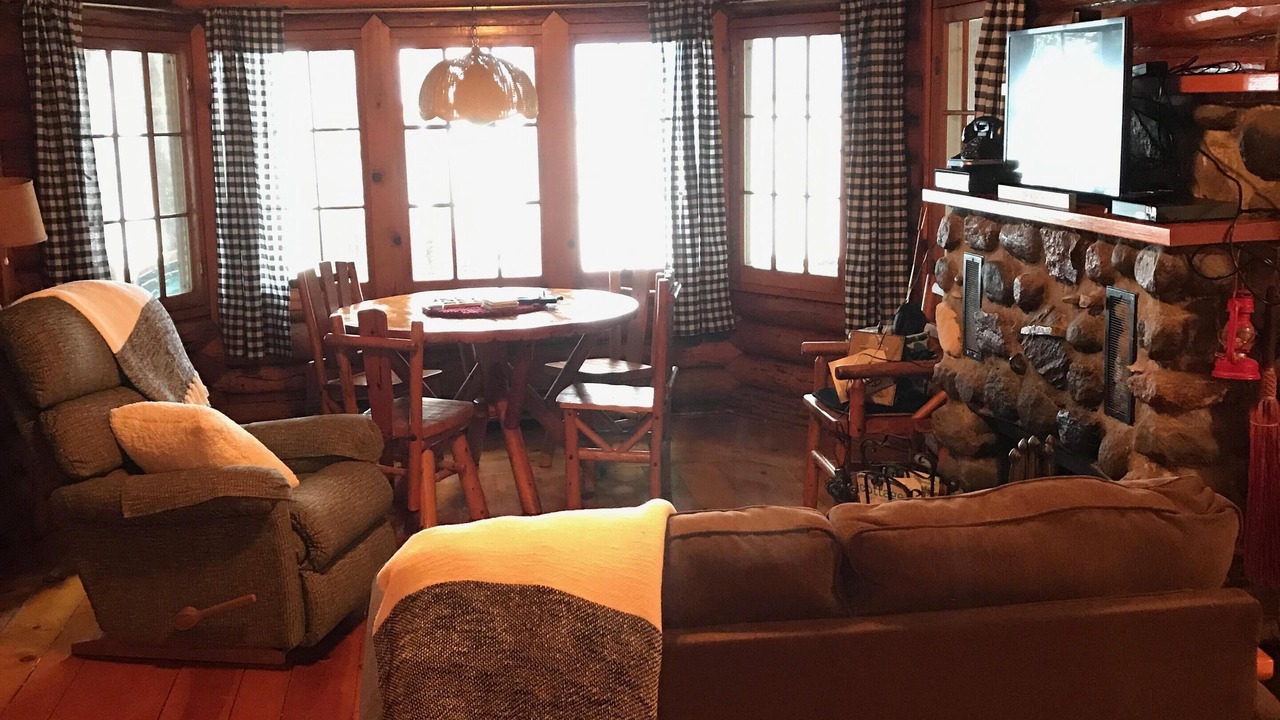Photo of Livingroom in St Ignace
