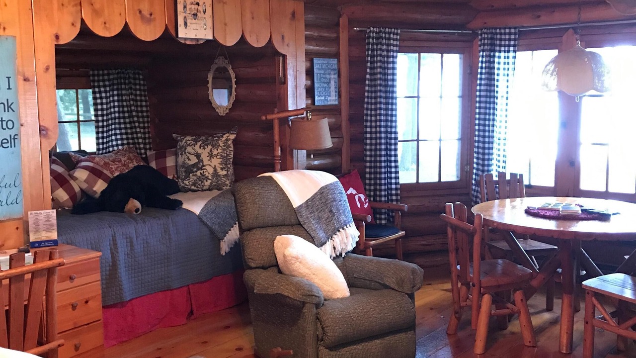 Photo of Livingroom in St Ignace