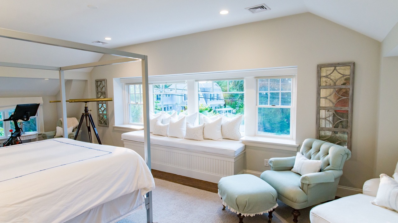 Photo of Bedroom in Marblehead