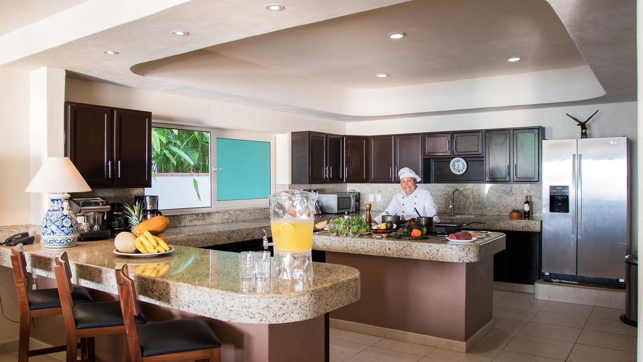 Photo of Kitchen in South Shore Hotel Area