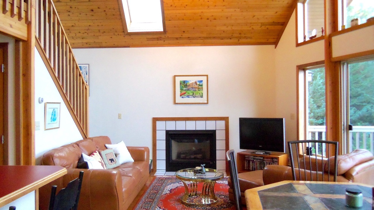 Photo of Livingroom in Greenville Junction