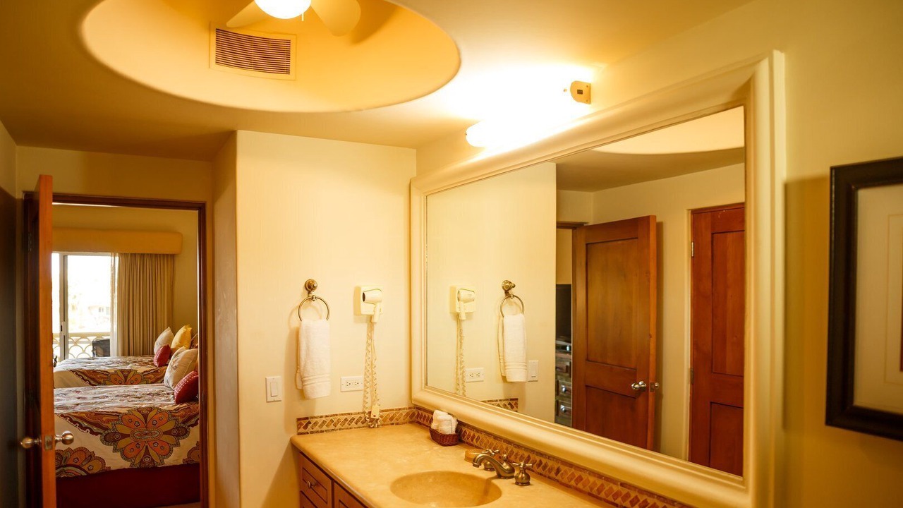 Photo of Bathroom in Zona Hotelera
