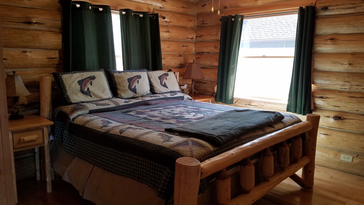Photo of Bedroom in Lake