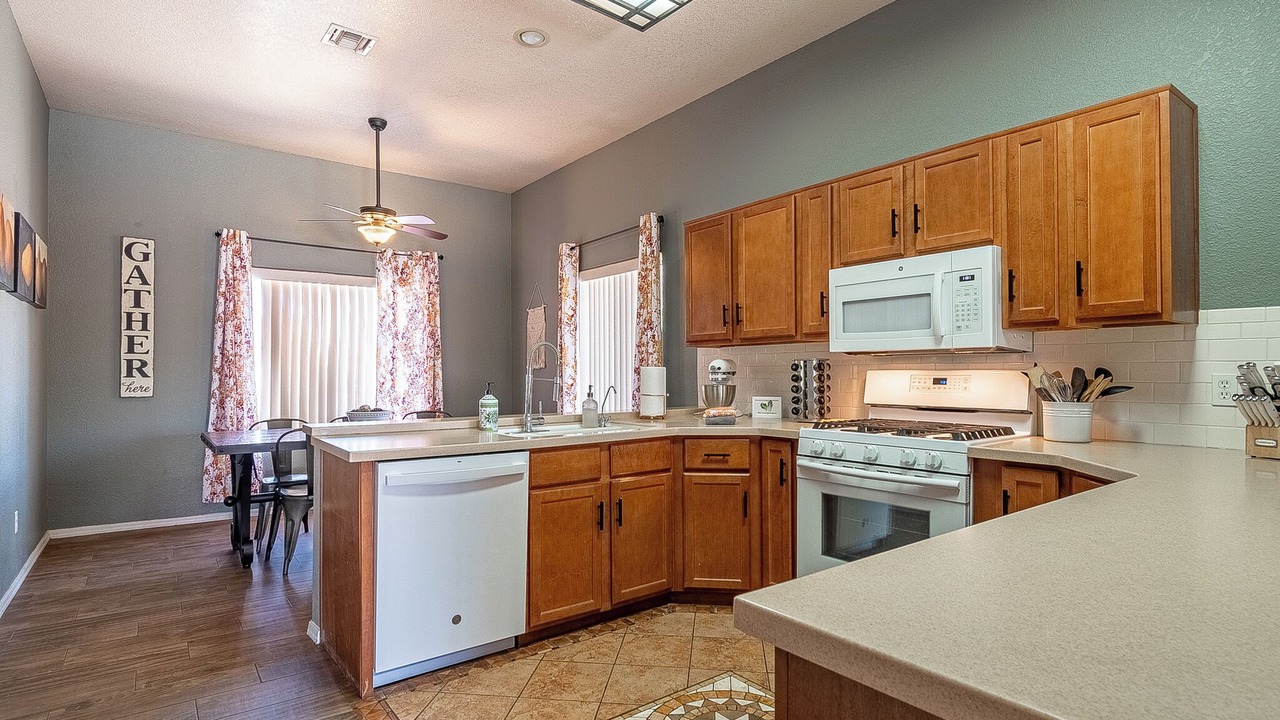 Photo of Kitchen in Desert Foothills