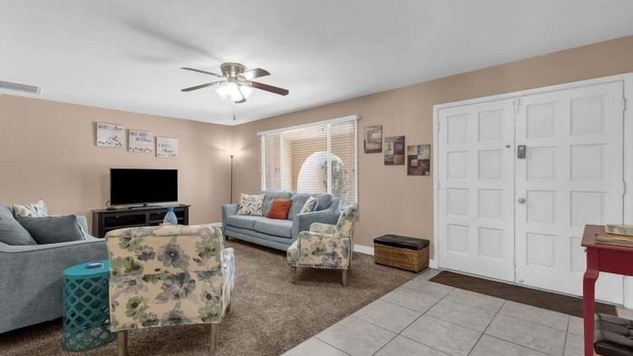 Photo of Livingroom in Tempe