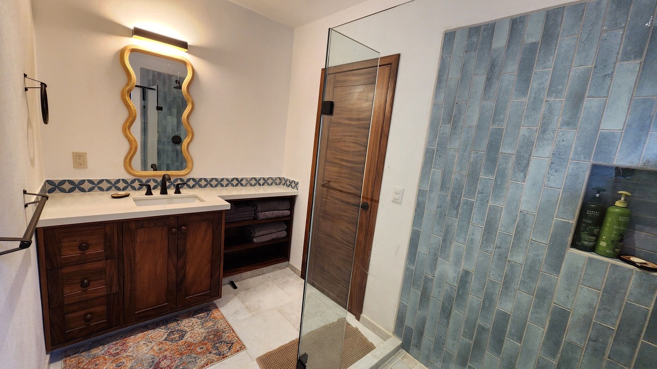 Photo of Bathroom in La Cruz de Huanacaxtle