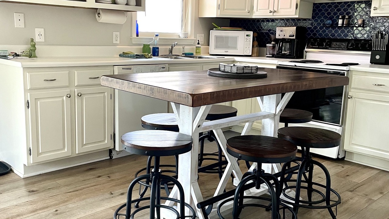 Photo of Kitchen in Candler