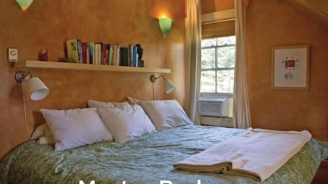 Photo of Bedroom in Wayne