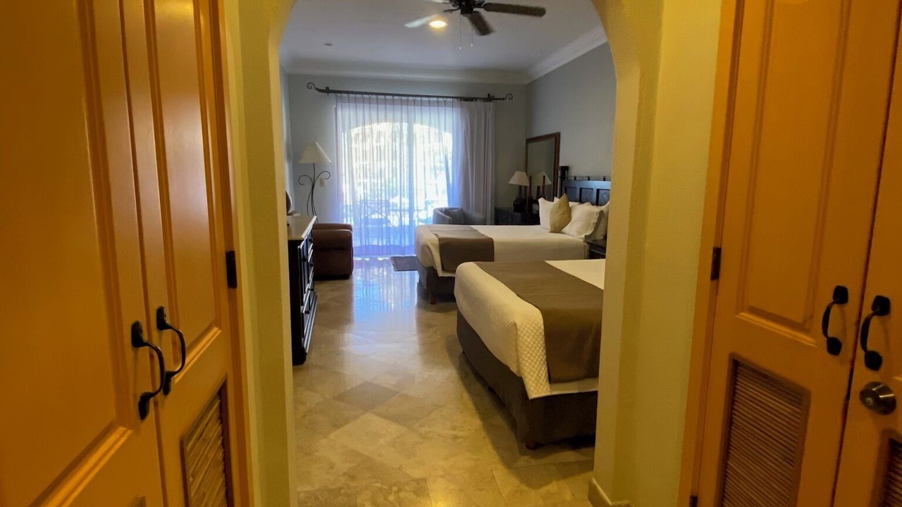 Photo of Bedroom in Flamingos