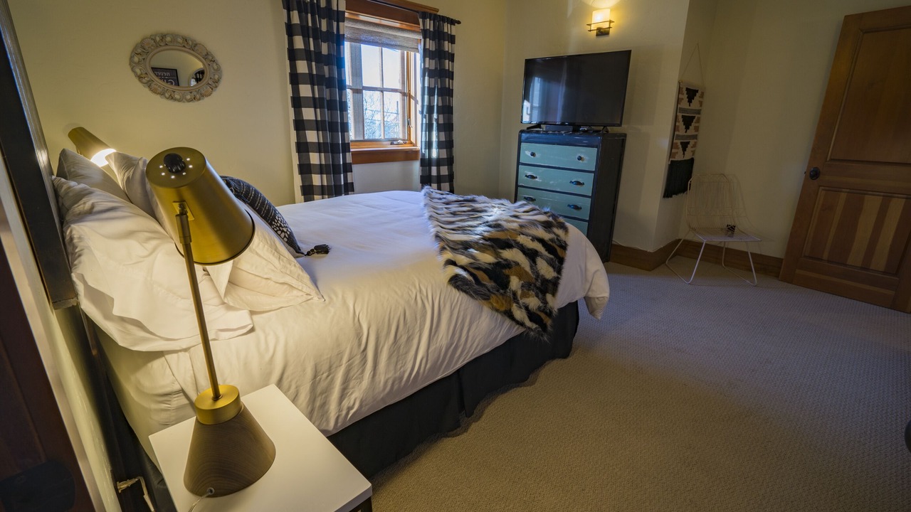 Photo of Bedroom in Astoria