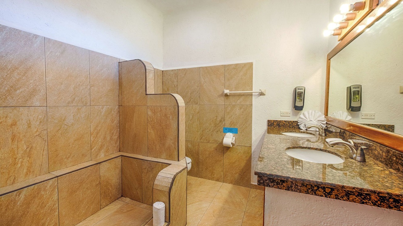 Photo of Bathroom in Akumal