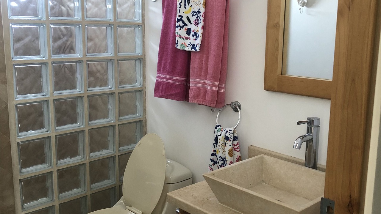 Photo of Bathroom in Colina del Sol