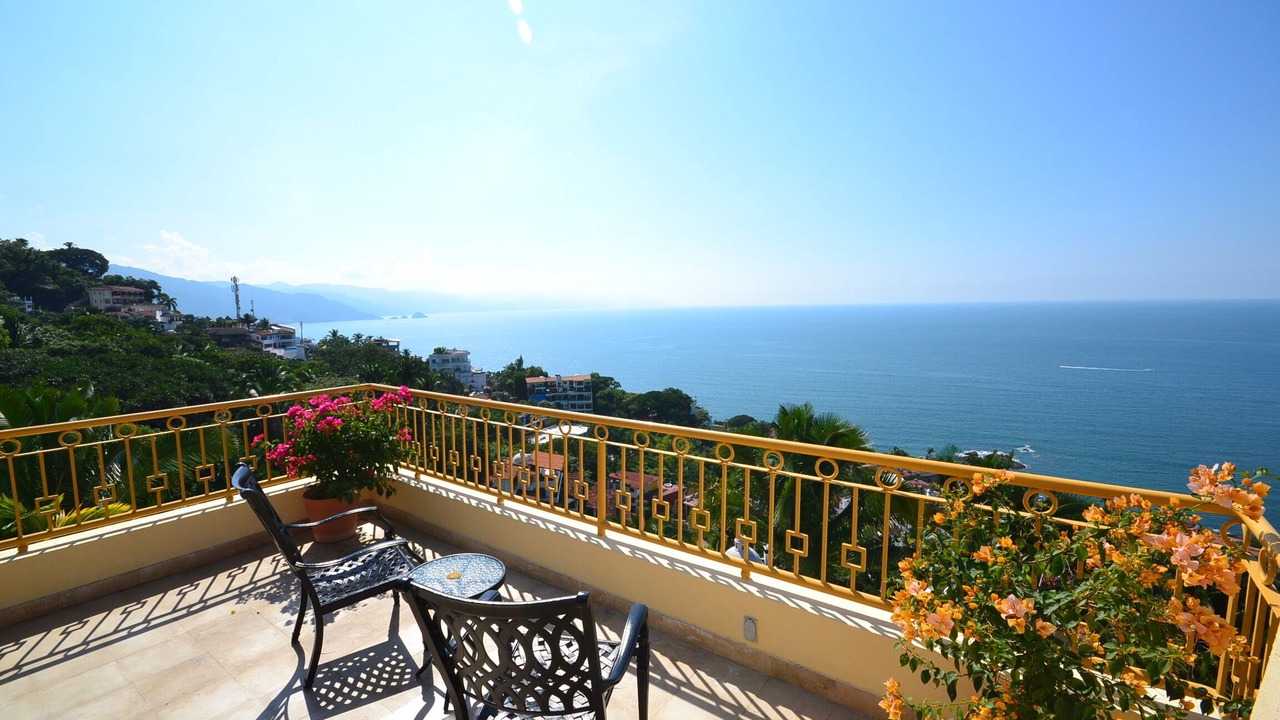 Photo of Patio Balcony in Conchas Chinas