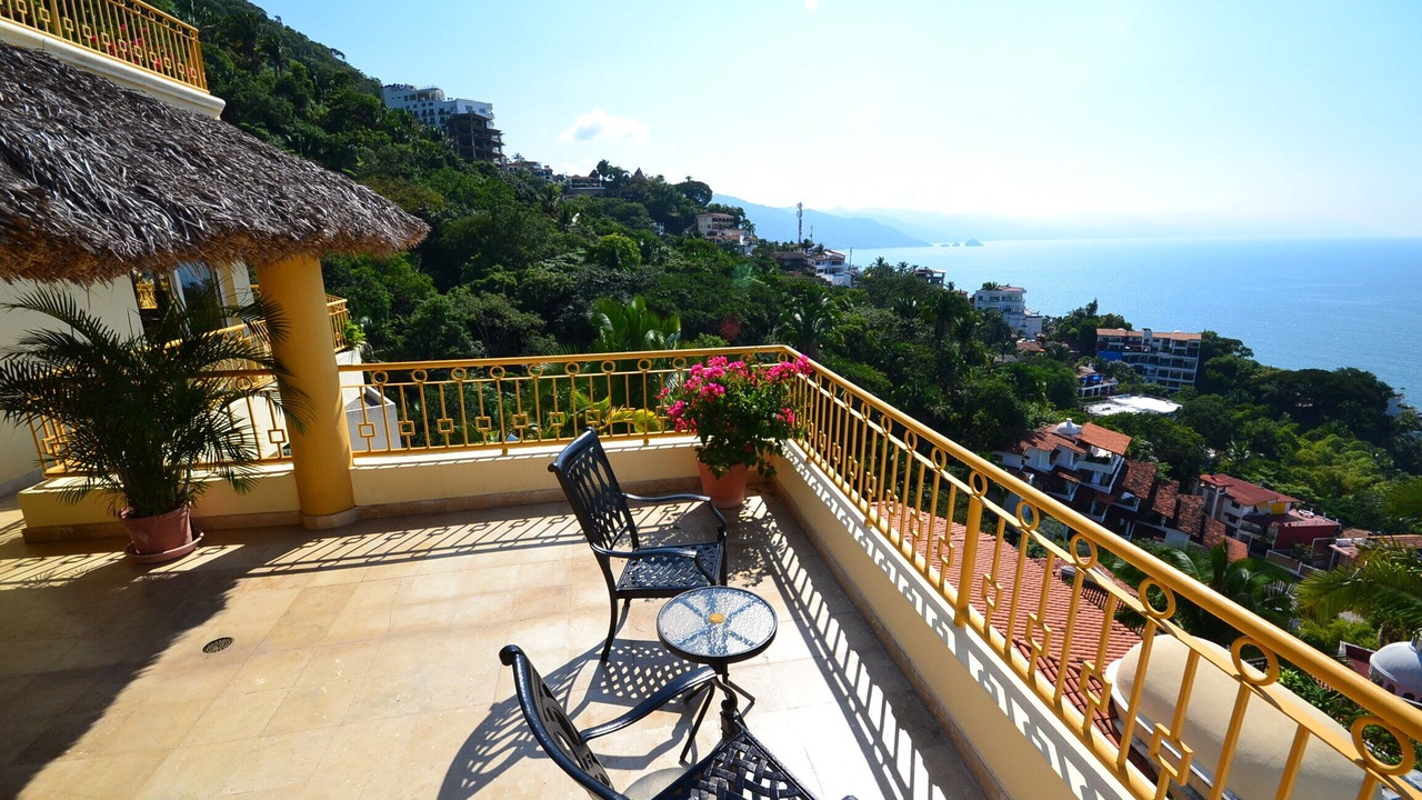 Photo of Patio Balcony in Conchas Chinas