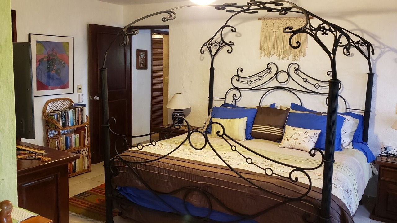 Photo of Bedroom in Romantic Zone