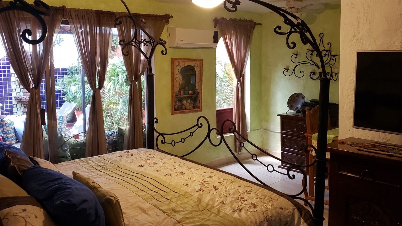 Photo of Bedroom in Romantic Zone