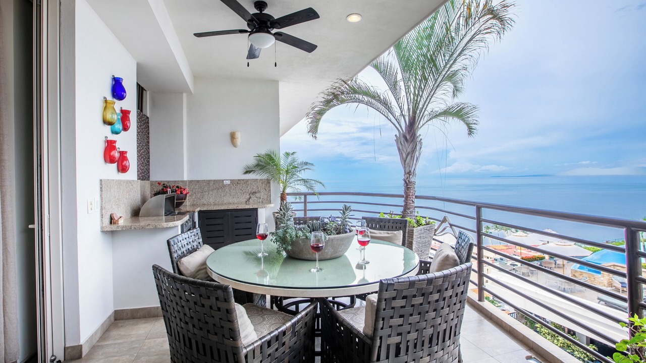 Photo of Outdoor in Romantic Zone