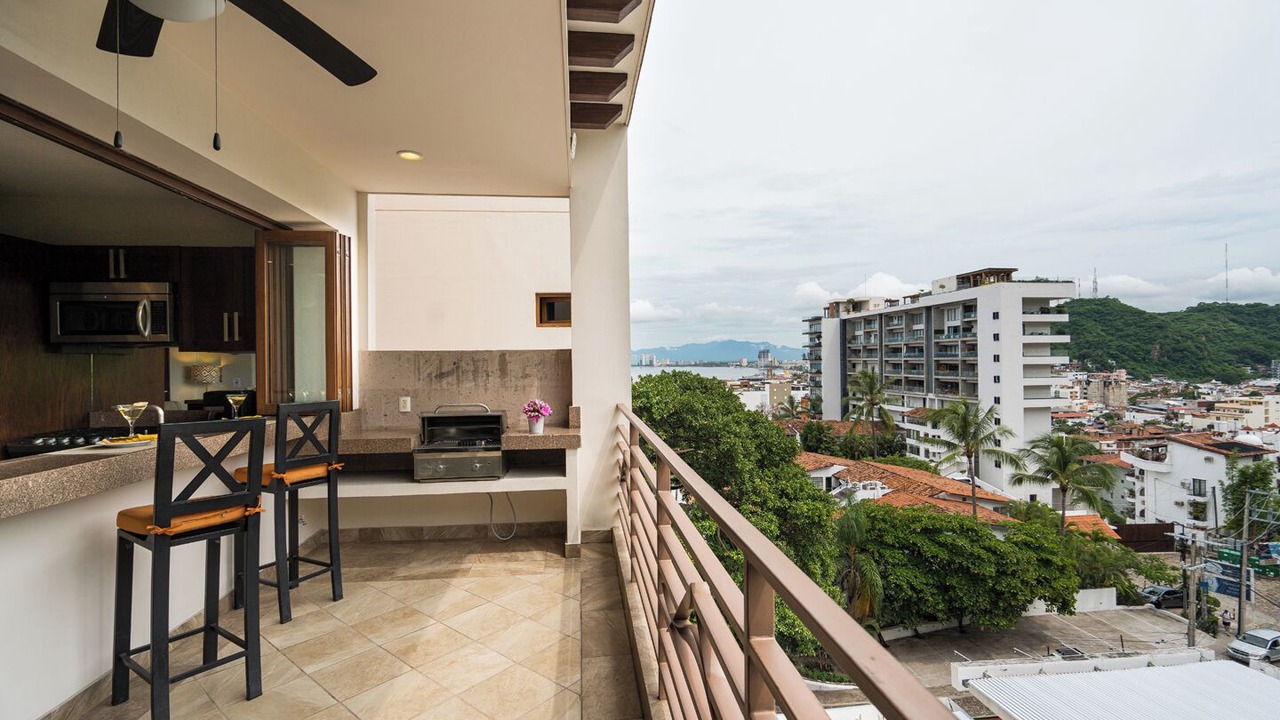 Photo of Patio Balcony in Romantic Zone