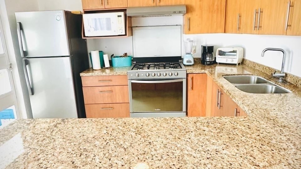 Photo of Kitchen in Flamingos