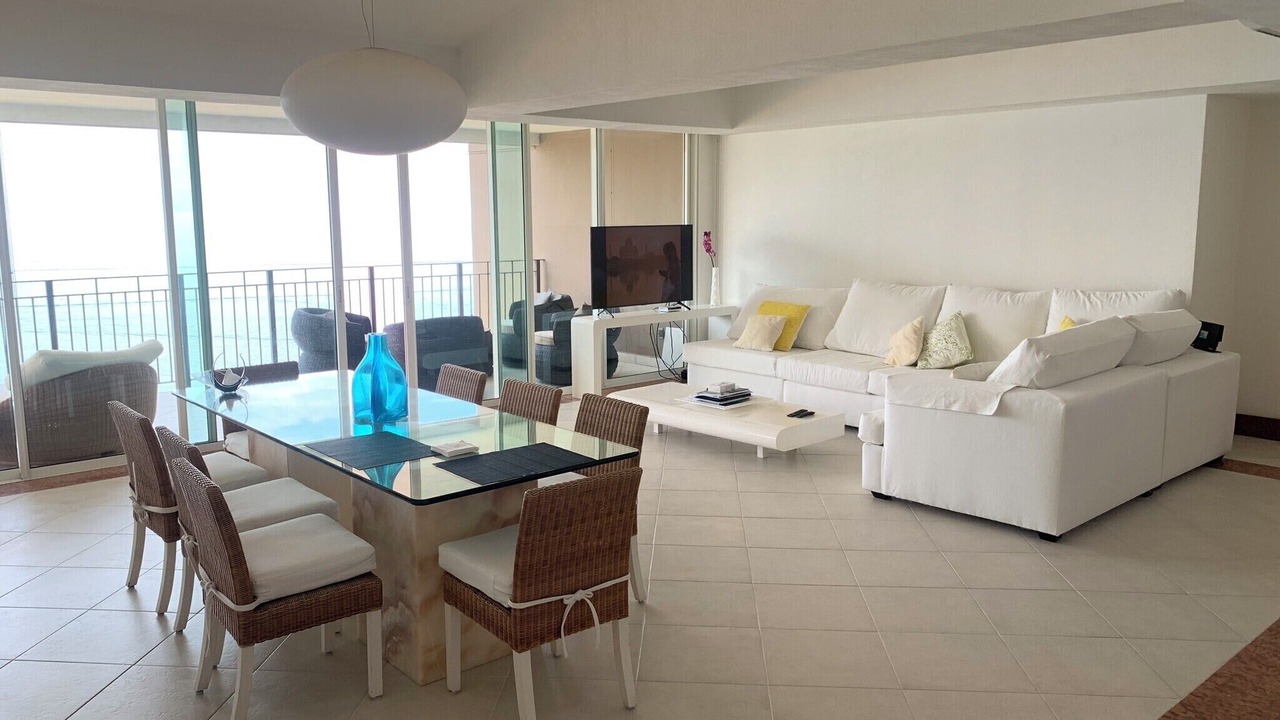 Photo of Livingroom in South Hotel Zone