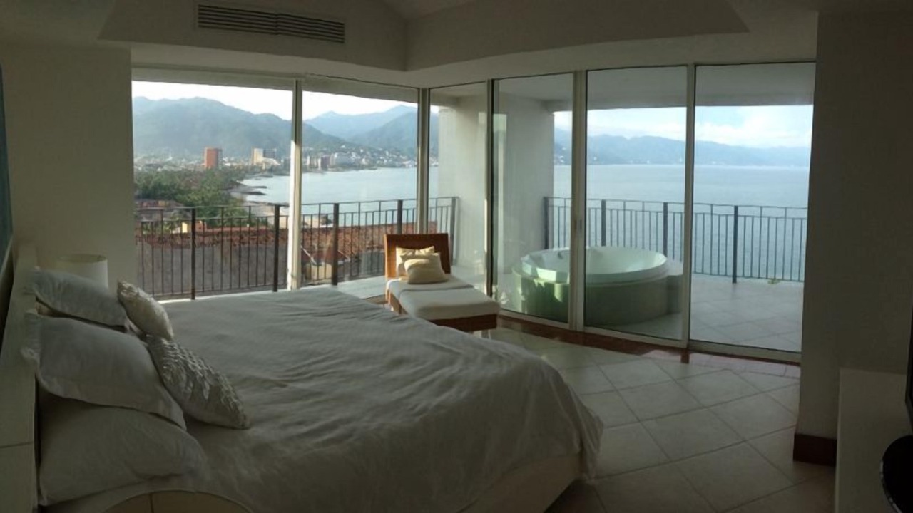 Photo of Bedroom in South Hotel Zone