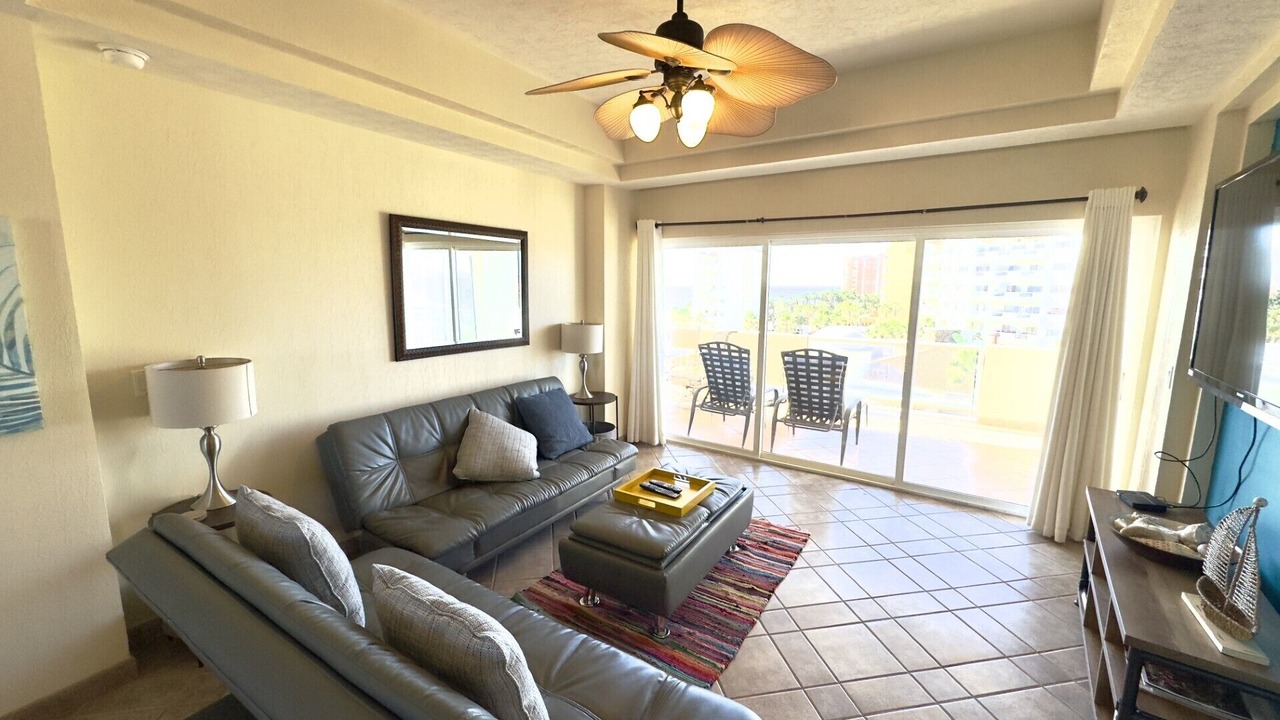Photo of Livingroom in Sandy Beach