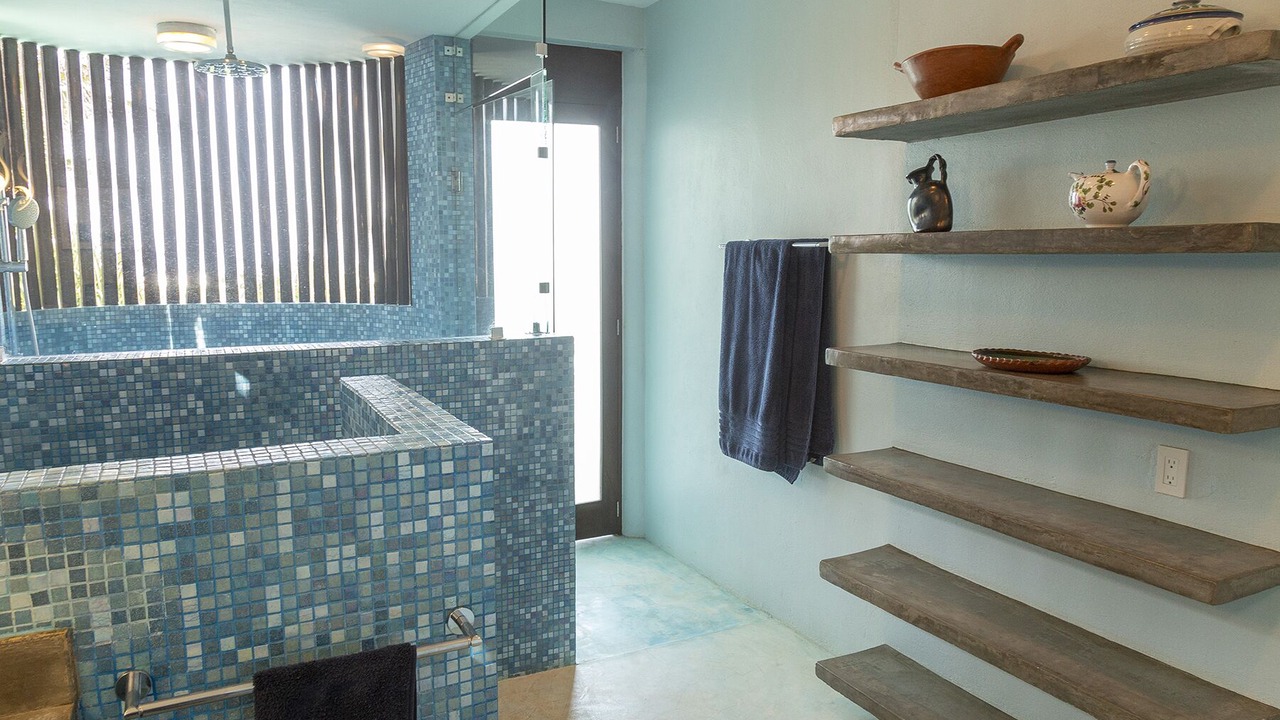 Photo of Bathroom in Santa Maria Colotepec