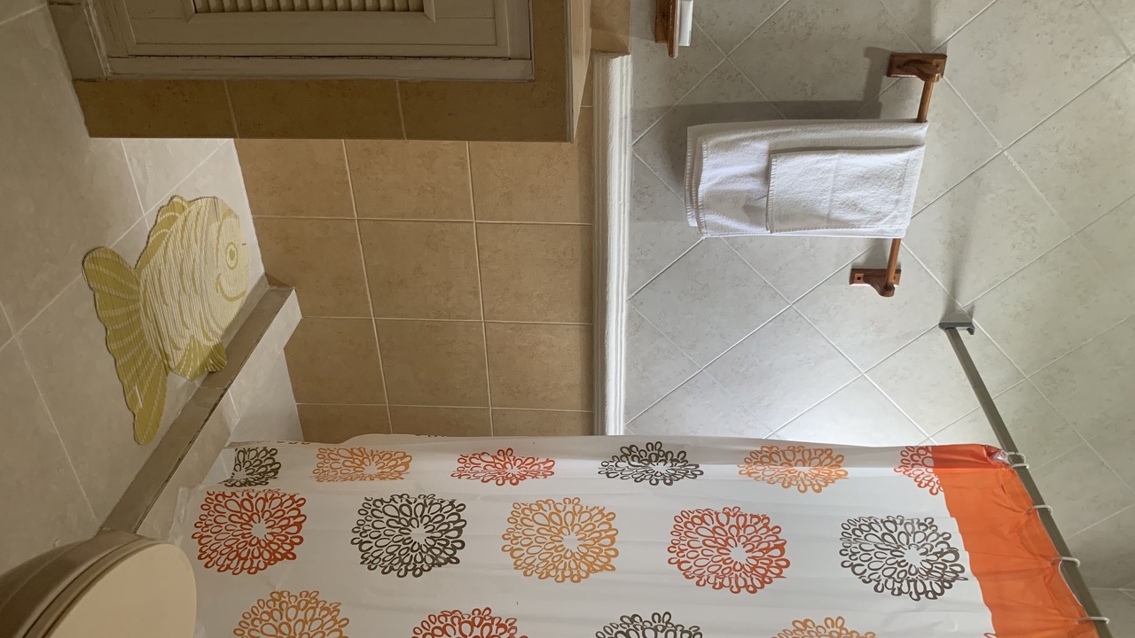 Photo of Bathroom in Ixil
