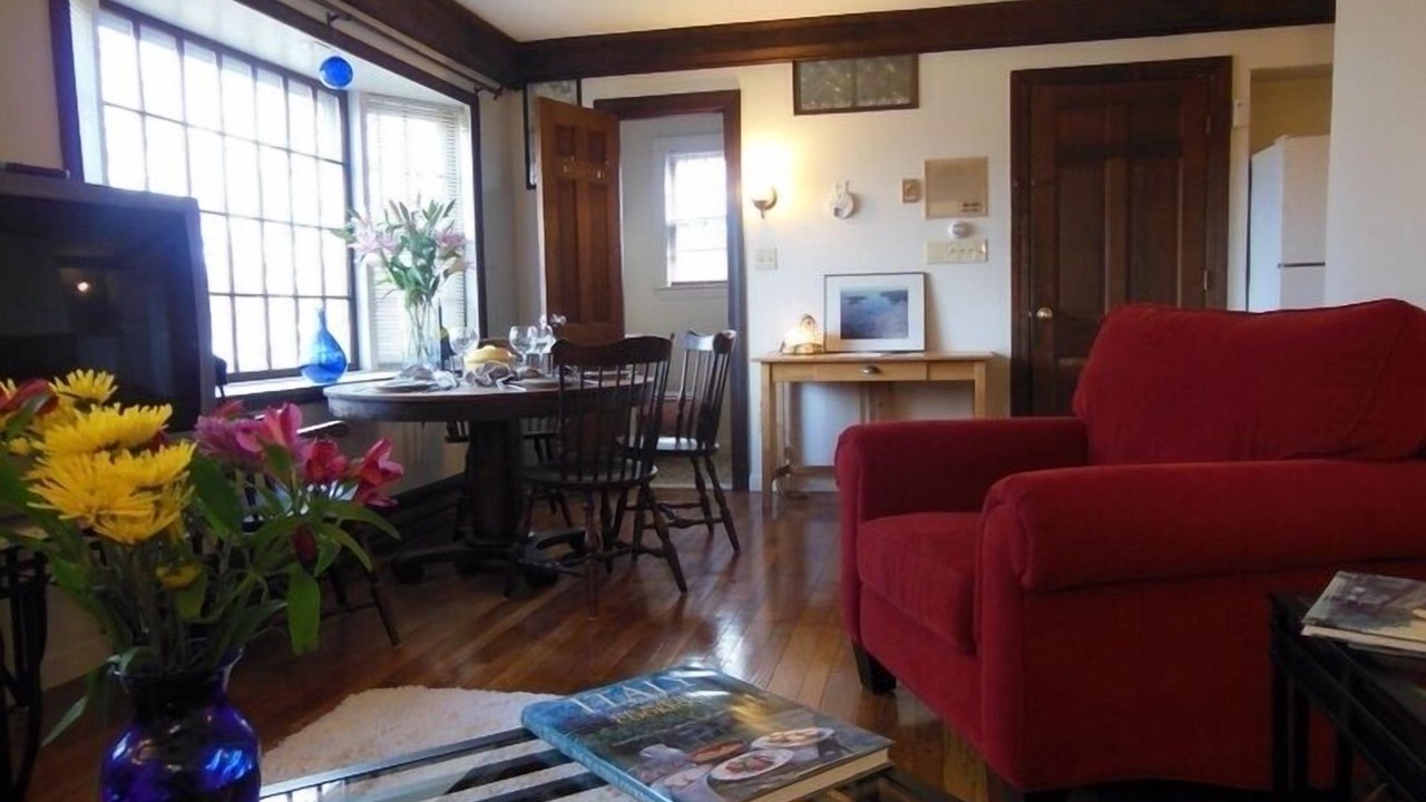 Photo of Livingroom in Marblehead