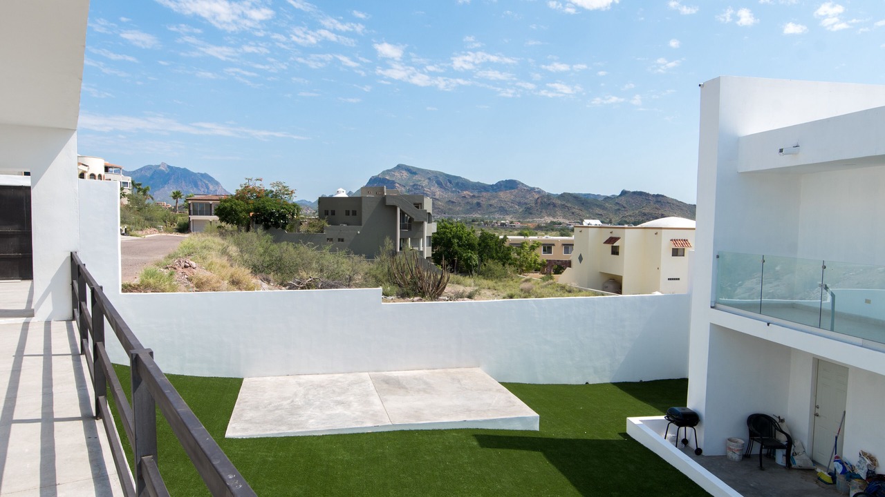 Photo of Outdoor in San Carlos